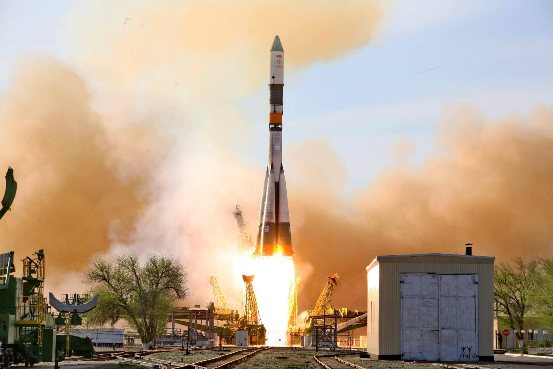 Космодром Байконур: запуск ракеты — фотография 1
